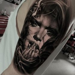 tattoostudio-bei-wiesbaden-skull-tattoo